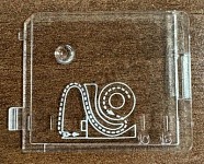 Крышка игольной пластины